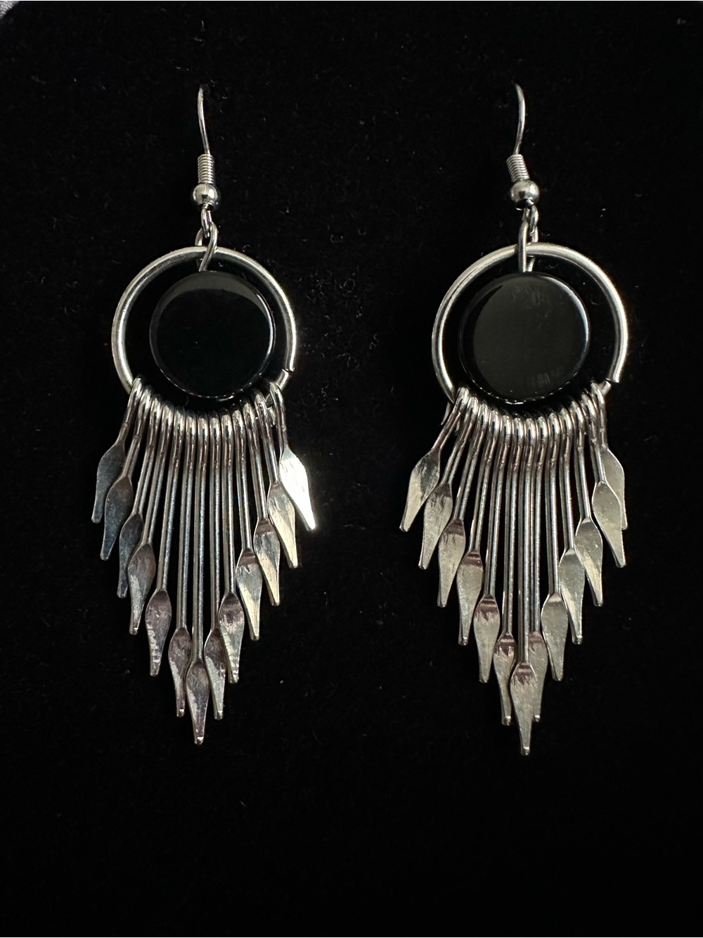 SOHI Silver Fringe Drop Earrings with Black Accent NWT